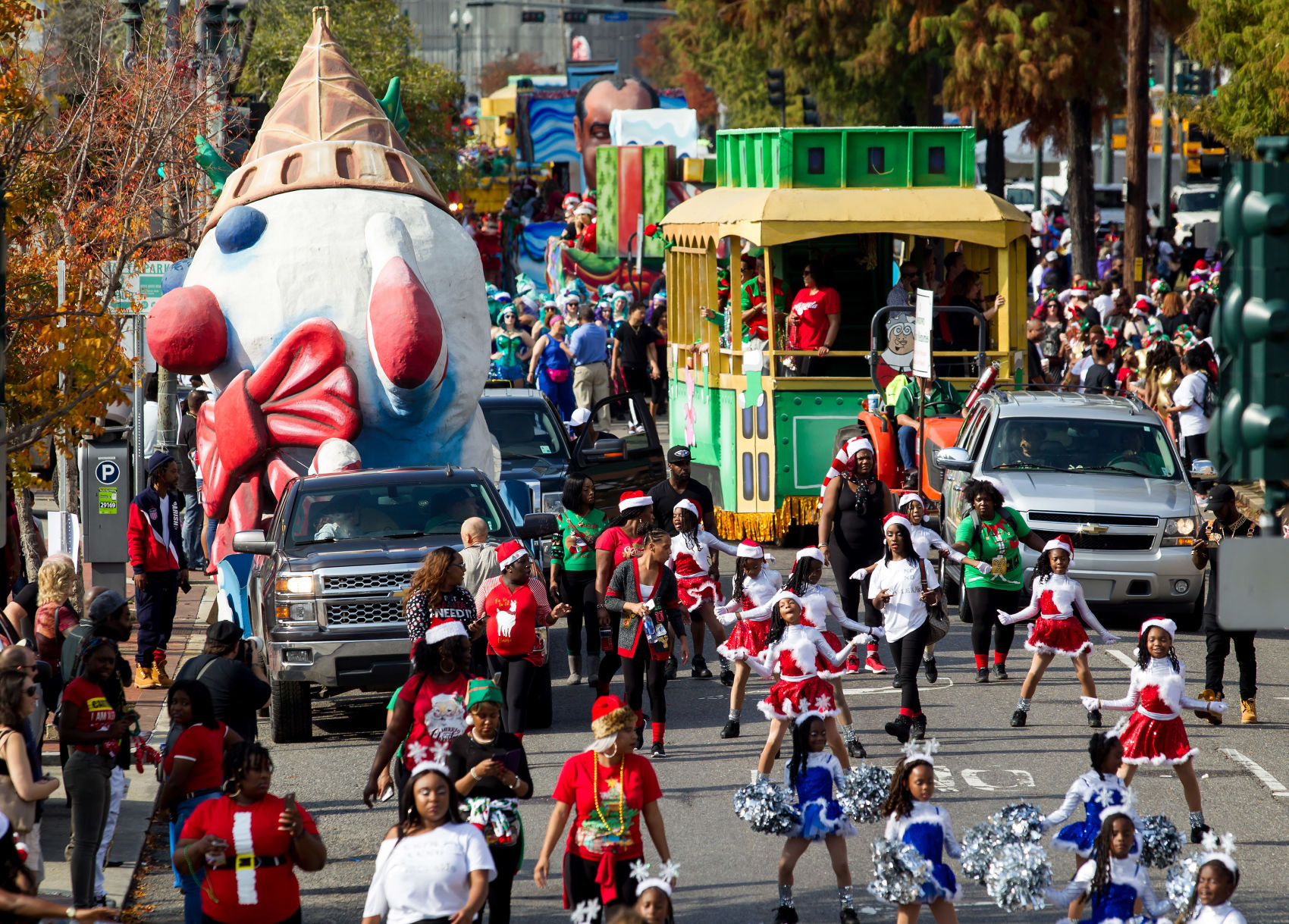 NO.jingleparade001.120218